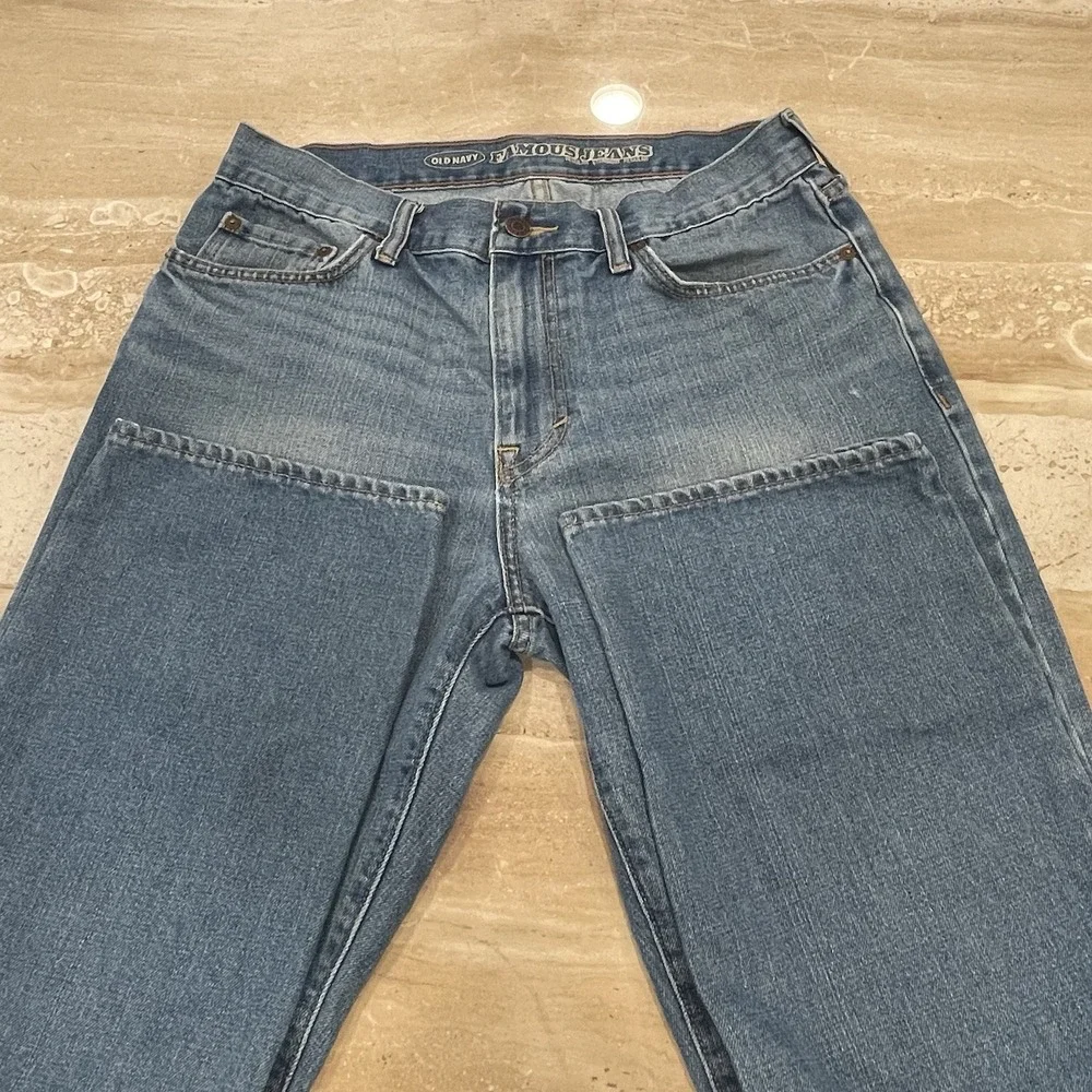 OLD NAVY Mens Famous Jeans Standard Regular Blue Straight Denim 32x29 Med‎ Wash